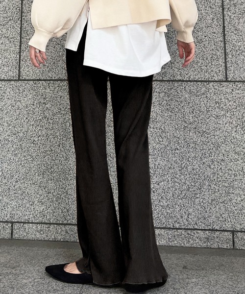 KOBE LETTUCE（コウベレタス）の「裾メローイージーリブパンツ（その他パンツ・レディース・ライトベージュ/グリーン/パープル/ブラック・M）」の2枚目の写真