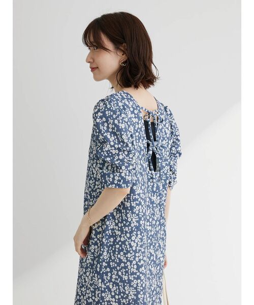 RAY CASSIN FAVORI（レイカズンフェバリ）の「・RAY　CASSIN　フラワーptナローワンピース（ワンピース・レディース・ブラック/ブルー/オレンジ・FREE）」の18枚目の写真