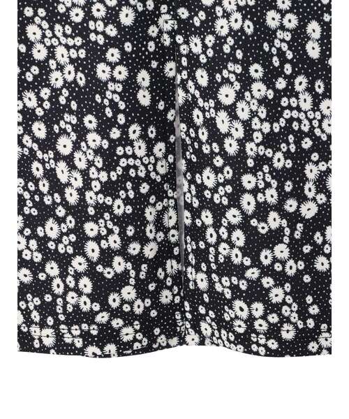 RAY CASSIN FAVORI（レイカズンフェバリ）の「・RAY　CASSIN　フラワーptナローワンピース（ワンピース・レディース・ブラック/ブルー/オレンジ・FREE）」の12枚目の写真