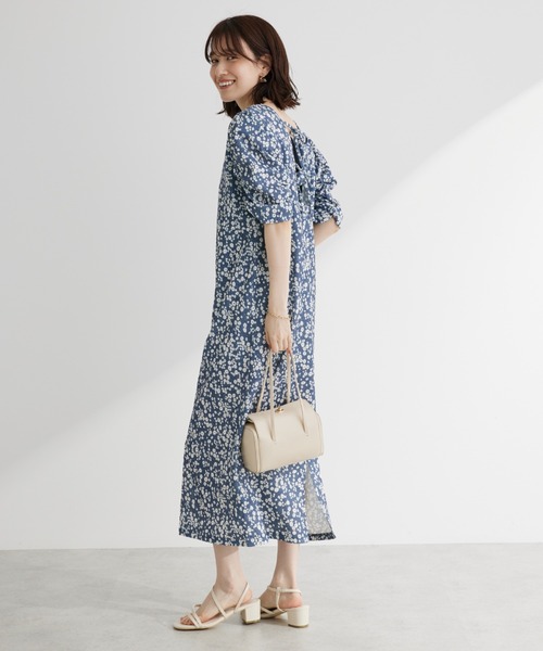 RAY CASSIN FAVORI（レイカズンフェバリ）の「・RAY　CASSIN　フラワーptナローワンピース（ワンピース・レディース・ブラック/ブルー/オレンジ・FREE）」の2枚目の写真