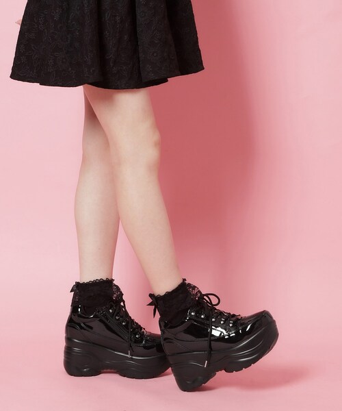 cs T&P(シーエスティーアンドピー)の「<脱ぎ履きしやすい>ファスナー付厚底スニーカー(スニーカー・レディース・ホワイト/ブラック/ホワイト系9/ブラック系/ブルー系8/ブラック系1・S/M/L/LL)」の10枚目の写真