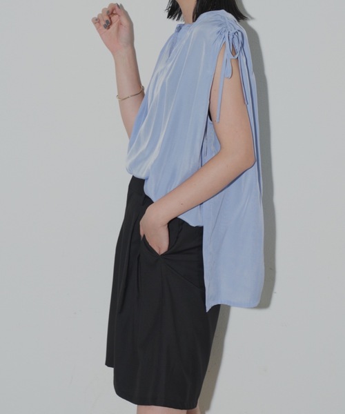 Aunt Marie's(アントマリーズ)の「タックフレアショートパンツ(その他パンツ・レディース・チャコールグレー/ブラック/ダークベージュ/ネイビー/グレー・マルチサイズ)」の13枚目の写真