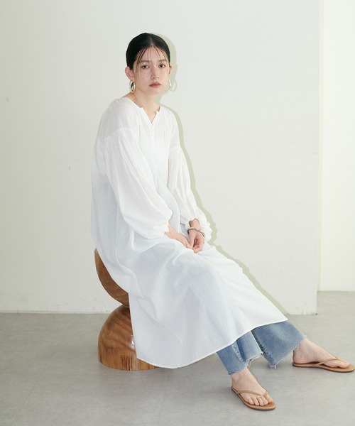 LARUTA（ラルータ）の「【LARUTA】たっぷりギャザーナチュラルガーゼワンピース（ワンピース・レディース・ブラック/イエロー/ブラウン/オフホワイト・FREE）」の10枚目の写真