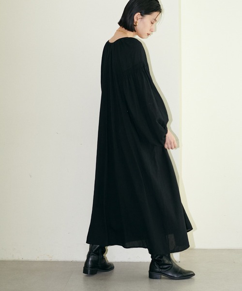 LARUTA（ラルータ）の「【LARUTA】たっぷりギャザーナチュラルガーゼワンピース（ワンピース・レディース・ブラック/イエロー/ブラウン/オフホワイト・FREE）」の15枚目の写真
