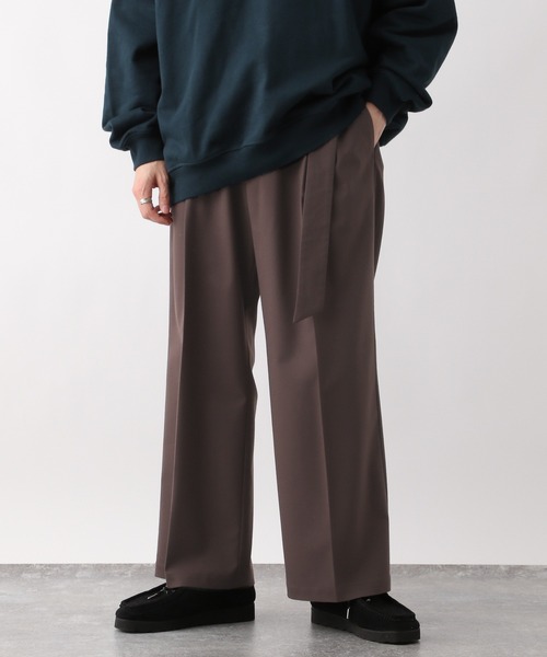 RAGEBLUE(レイジブルー)の「TR stretch tack wide straight slacks / TRストレッチ/ベルト付きタックワイドストレートスラックス(スラックス・メンズ・ブラウン/ブラック/ベージュ・MEDIUM/LARGE)」の6枚目の写真