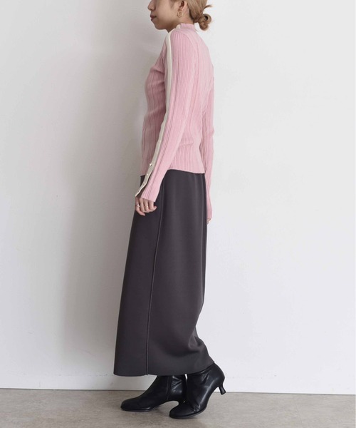 Eimee Law（エイミーロウ）の「配色ラインランダムリブニット（ニット/セーター・レディース・ブラック/アイボリー/チャコールグレー/ベージュ/ブルーグリーン/グレー/モカ/ライトピンク・38/FREE）」の18枚目の写真