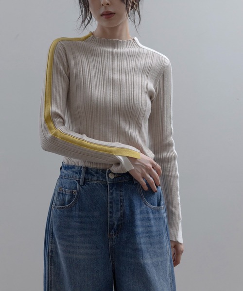 Eimee Law(エイミーロウ)の「配色ラインランダムリブニット(ニット/セーター・レディース・ブラック/アイボリー/チャコールグレー/ベージュ/ブルーグリーン/グレー/モカ/ライトピンク/グレー系その他・38/FREE)」の21枚目の写真