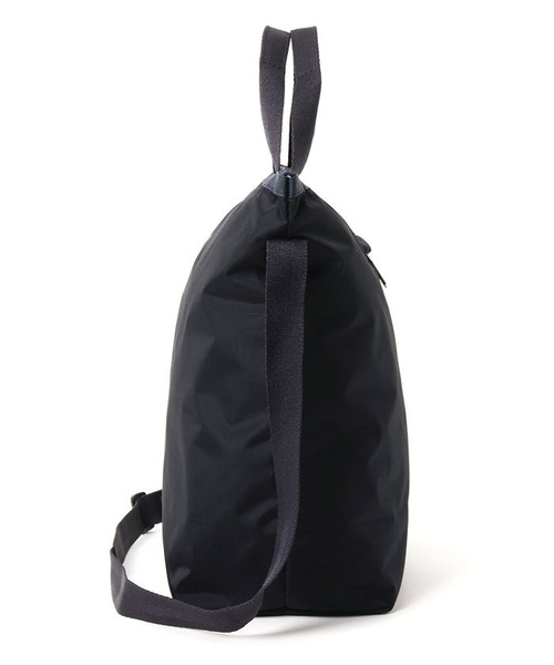 LeSportsac DRAWSTRING BAG ディープシーブルー/ブラック LeSportsac（レスポートサック）の「DELUXE EASY CARRY TOTE ディープ