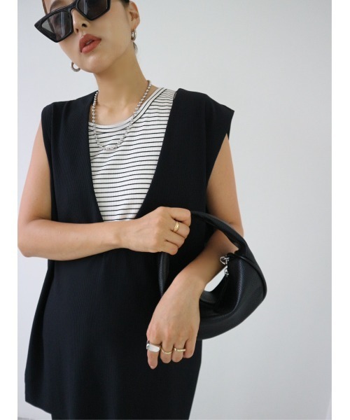 TRUNC（トランクエイティーエイト）の「Round Mini Chain Bag（ショルダーバッグ・レディース・グリーン/ブラック/アイボリー・FREE）」の12枚目の写真