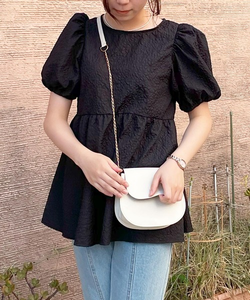 frunco(フランコ)の「emboss peplum blouse(シャツ/ブラウス・レディース・ブラック/ホワイト・FREE)」の2枚目の写真