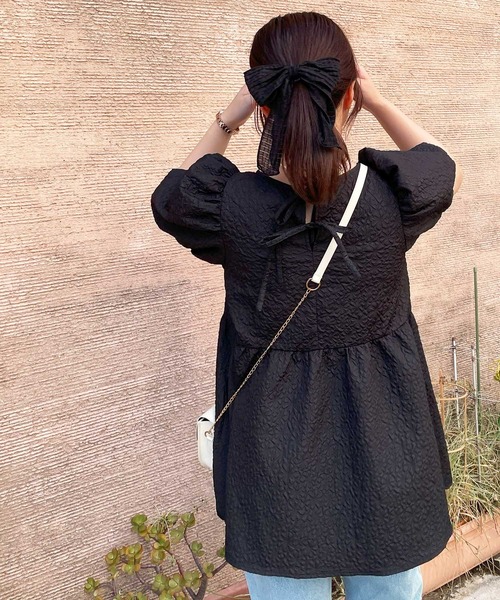 frunco(フランコ)の「emboss peplum blouse(シャツ/ブラウス・レディース・ブラック/ホワイト・FREE)」の21枚目の写真