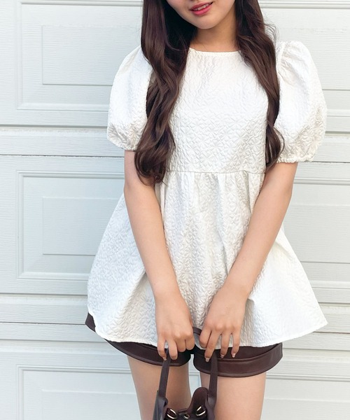frunco(フランコ)の「emboss peplum blouse(シャツ/ブラウス・レディース・ブラック/ホワイト・FREE)」の12枚目の写真
