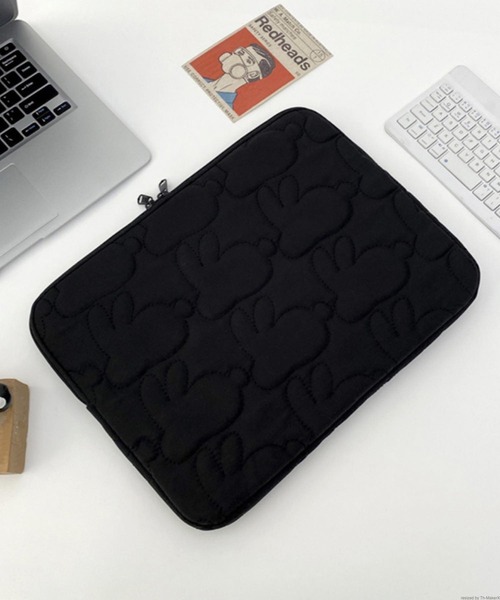 TONE SELECT GOODS(トーンセレクトグッズ)の「Liaa/うさぎキルティングPCタブレットケース 11インチ/13インチ A18121(PC・タブレットケース・レディース・ベビーピンク/ブラック/ピンク/ホワイト・A/B)」の13枚目の写真