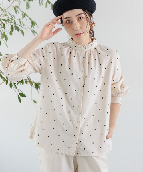 studio CLIP（スタディオクリップ）の「シングルガーゼ襟フリルブラウス（シャツ/ブラウス・レディース・ブラック/その他4/インディゴブルー/その他3/オフホワイト/その他2/その他1・LARGE/MEDIUM）」の17枚目の写真