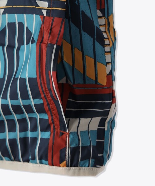 Columbia(コロンビア)の「【KIDS】ハカタイリバーシブルベスト(ベスト・キッズ・ベージュ/ピンク/ブラック・XXS/L/XS/M/S)」の19枚目の写真