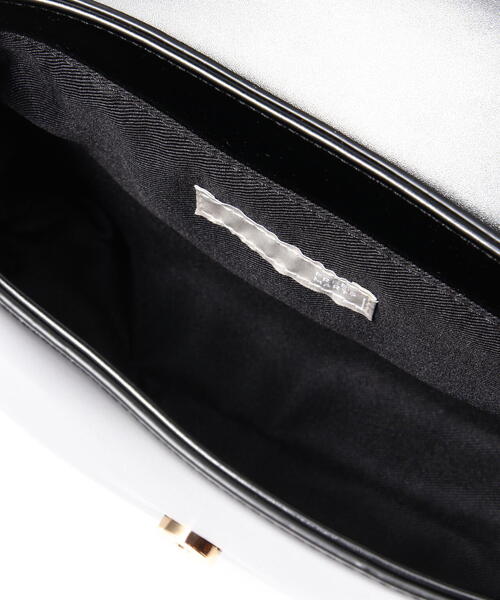 FREE'S MART（フリーズマート）の「◇レトロフラップショルダー（ショルダーバッグ・レディース・ブラック/ブラウン/ホワイト・ﾌﾘ-）」の18枚目の写真