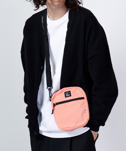 KAKSI（カクシ）の「KAKSI　ポリツイルミニショルダー＆トートBAG（ボディバッグ/ウエストポーチ・メンズ・グレー/カーキ/ブラック/ベージュ/ピンク・FREE）」の5枚目の写真