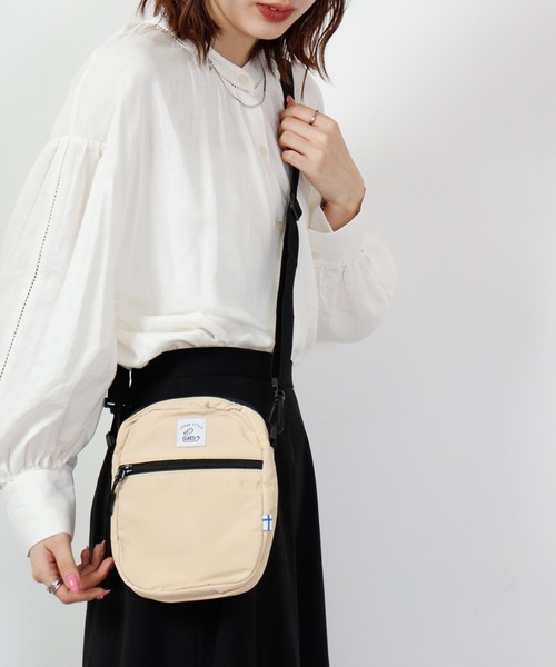 KAKSI（カクシ）の「KAKSI　ポリツイルミニショルダー＆トートBAG（ボディバッグ/ウエストポーチ・メンズ・グレー/カーキ/ブラック/ベージュ/ピンク・FREE）」の12枚目の写真