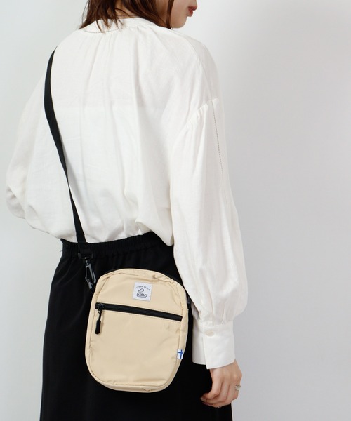 KAKSI（カクシ）の「KAKSI　ポリツイルミニショルダー＆トートBAG（ボディバッグ/ウエストポーチ・メンズ・グレー/カーキ/ブラック/ベージュ/ピンク・FREE）」の13枚目の写真
