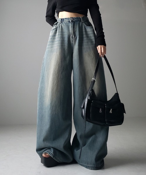 me+em select（ミームセレクト）の「※【 ウエスト調節可能２WAY 】ヘビーワイドルーズバギーデニム（デニムパンツ・レディース・ブラック/ブルー・SMALL/MEDIUM）」の8枚目の写真