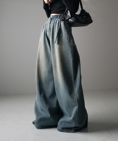 me+em select（ミームセレクト）の「※【 ウエスト調節可能２WAY 】ヘビーワイドルーズバギーデニム（デニムパンツ・レディース・ブラック/ブルー・SMALL/MEDIUM）」の3枚目の写真