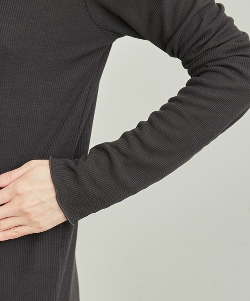 ROPE' PICNIC（ロペピクニック）の「吸湿発熱/シアーカットプチハイネックプルオーバー（Tシャツ/カットソー・レディース・キナリ/ブラック/チャコールグレー/ライトグレー・38）」の8枚目の写真