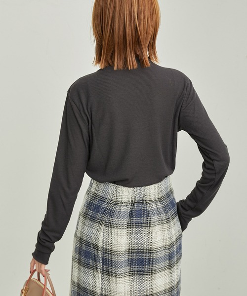 ROPE' PICNIC（ロペピクニック）の「吸湿発熱/シアーカットプチハイネックプルオーバー（Tシャツ/カットソー・レディース・キナリ/ブラック/チャコールグレー/ライトグレー・38）」の22枚目の写真