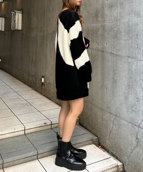 INGNI(イング)の「マーブル柄ニット/A(ニット/セーター・レディース・ブラック×ホワイト/グレー×ホワイト・M)」の7枚目の写真