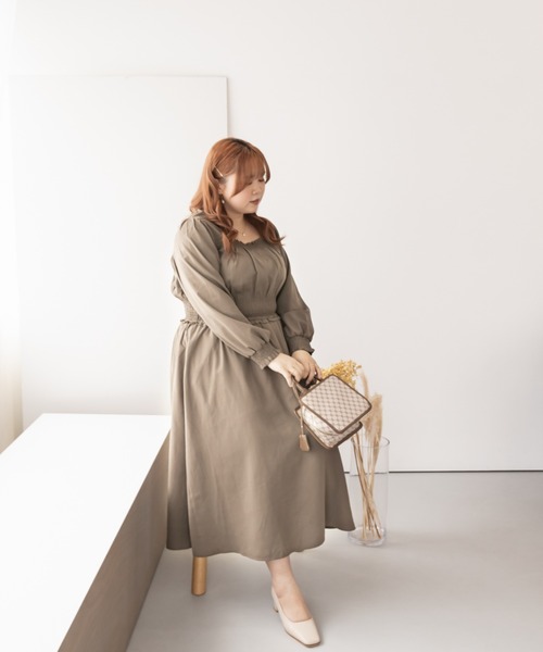 CLETTE（クレット）の「シャーリング使いギャザーワンピース