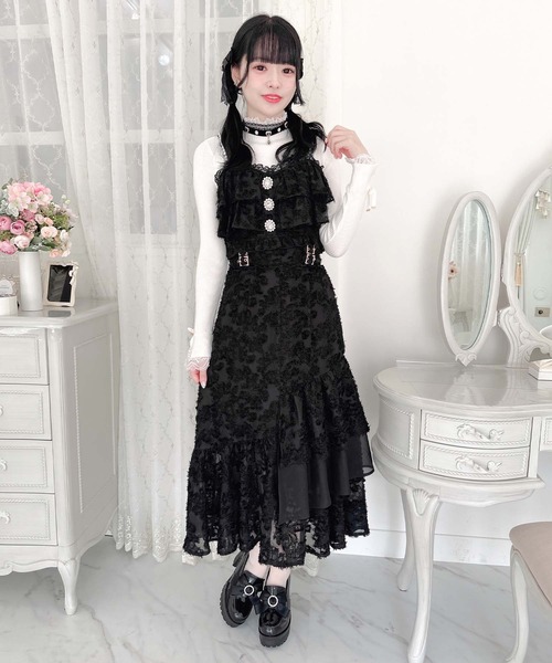ROJITA(ロジータ)の「ラッフルフェザービスチェ(ベスト・レディース・ブラック/ピンク/アイボリー・FREE)」の17枚目の写真