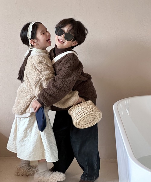 aimoha（アイモハ）の「【aimoha-KIDS-】子供服　ボアオーバースウェット（スウェット・キッズ・ブラウン/ベージュ・120/140/90/100/130/110）」の13枚目の写真