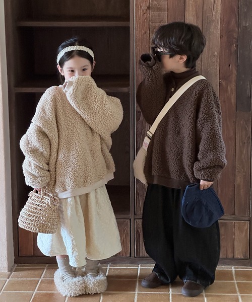 aimoha（アイモハ）の「【aimoha-KIDS-】子供服　ボアオーバースウェット（スウェット・キッズ・ブラウン/ベージュ・120/140/90/100/130/110）」の14枚目の写真