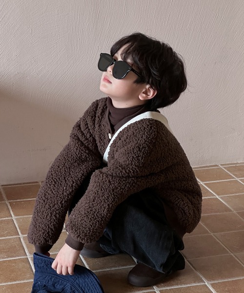 aimoha（アイモハ）の「【aimoha-KIDS-】子供服　ボアオーバースウェット（スウェット・キッズ・ブラウン/ベージュ・120/140/90/100/130/110）」の5枚目の写真