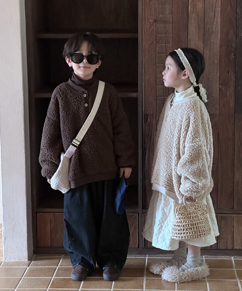 aimoha（アイモハ）の「【aimoha-KIDS-】子供服　ボアオーバースウェット（スウェット・キッズ・ブラウン/ベージュ・120/140/90/100/130/110）」の21枚目の写真
