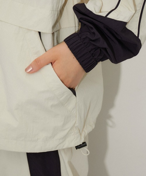 ADAM ET ROPE'（アダムエロペ）の「【UMBRO for ADAM ET ROPE'】TRACK JK（その他アウター・レディース・ネイビー/キナリ・M）」の17枚目の写真