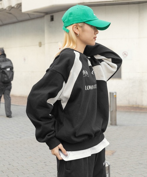 LOWBI（ロウビ）の「LOWBI／ステーションプルオーバー（ウラケ） 2102473（スウェット・レディース・ブラック/ブラウン・FREE）」の16枚目の写真