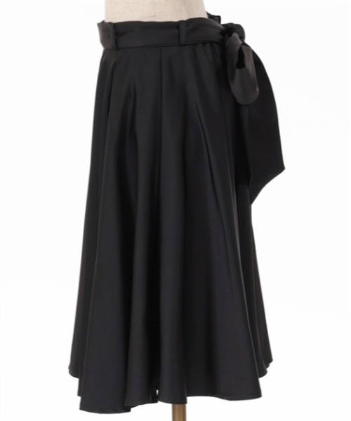 axes femme（アクシーズファム）の「サテンサーキュラースカート（スカート・レディース・ブラック/ブルー/クリーム・FREE）」の4枚目の写真