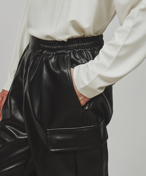 tk.TAKEO KIKUCHI(ティーケータケオキクチ)の「◆シンセティックレザーバギーカーゴパンツ(カーゴパンツ・メンズ・ブラック系3・01/02/03)」の6枚目の写真