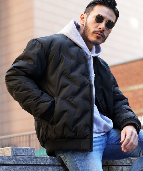 jiggys shop（ジギーズショップ）の「中綿シームレスMA-1 ブルゾン（MA-1・メンズ・ブラック/カーキ・MEDIUM/LARGE/X-LARGE）」の2枚目の写真