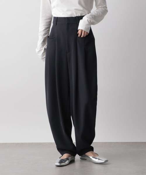 LOWRYS FARM（ローリーズファーム）の「タックコクーンパンツ 100511（その他パンツ・レディース・ネイビー/ベージュ/アイボリー・FREE）」の3枚目の写真