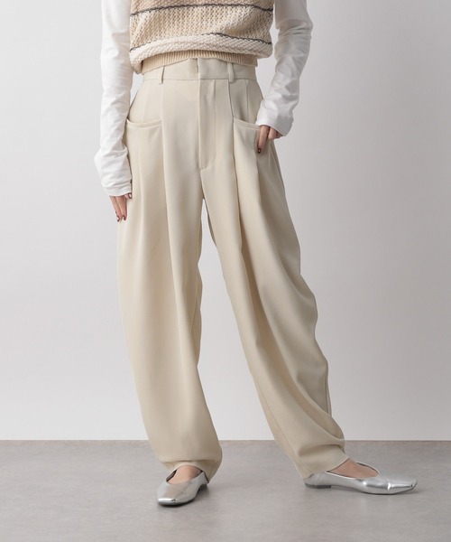 LOWRYS FARM（ローリーズファーム）の「タックコクーンパンツ 100511（その他パンツ・レディース・ネイビー/ベージュ/アイボリー・FREE）」の13枚目の写真