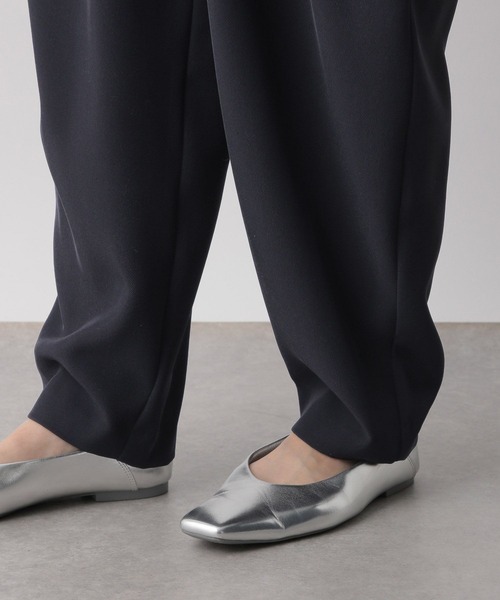 LOWRYS FARM（ローリーズファーム）の「タックコクーンパンツ 100511（その他パンツ・レディース・ネイビー/ベージュ/アイボリー・FREE）」の5枚目の写真