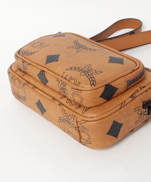 MCM（エムシーエム）の「AREN リストレット クロスボディ - マキシ