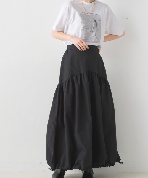OMNES(オムネス)の「ナイロンワッシャーアレンジヘムスカート(スカート・レディース・ベージュ/ライトカーキ/ブラック/アイボリー・FREE)」の10枚目の写真
