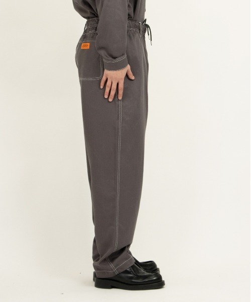 UNIVERSAL OVERALL(ユニバーサルオーバーオール)の「イージーパンツ / ペインターパンツ / EASY PAINTER PANTS(その他パンツ・メンズ・チャコールグレー/ブラック・L/M)」の8枚目の写真