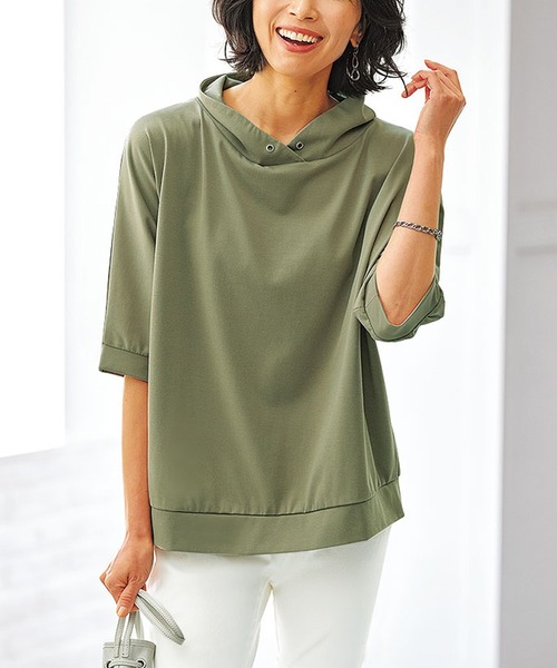 BELLUNA PLUS(ベルーナ)の「フード風衿デザインプルオーバー(Tシャツ/カットソー・レディース・チャコール/ピンク/ベージュ系/カーキ・SMALL/MEDIUM/LARGE/X-LARGE)」の4枚目の写真