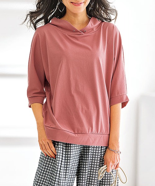 BELLUNA PLUS(ベルーナ)の「フード風衿デザインプルオーバー(Tシャツ/カットソー・レディース・チャコール/ピンク/ベージュ系/カーキ・SMALL/MEDIUM/LARGE/X-LARGE)」の1枚目の写真