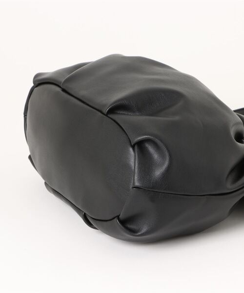 Settimissimo（セッティミッシモ）の「オーバルデザイン 巾着 2WAY バッグ（ショルダーバッグ・レディース・ブラック/シルバー・FREE）」の4枚目の写真