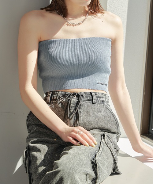 Chico（チコ）の「【新色追加】ラメチューブトップ（チューブトップ・レディース・ホワイト/ライム/ブルー/ブラック/ベージュ・FREE）」の5枚目の写真