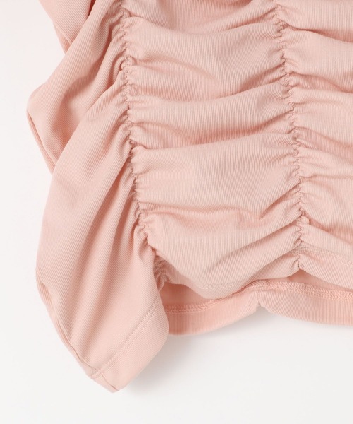 yuw(ユウ)の「シャーリングプルオーバー 113871(Tシャツ/カットソー・レディース・ピンク/ホワイト/ブラック・FREE)」の7枚目の写真